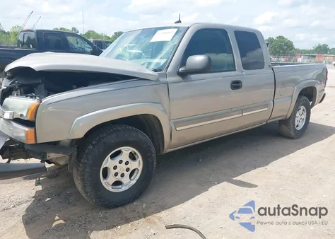 2003 Chevrolet Silverado K1500 z USA, uszkodzony, nr VIN 2GCEK19T131160254